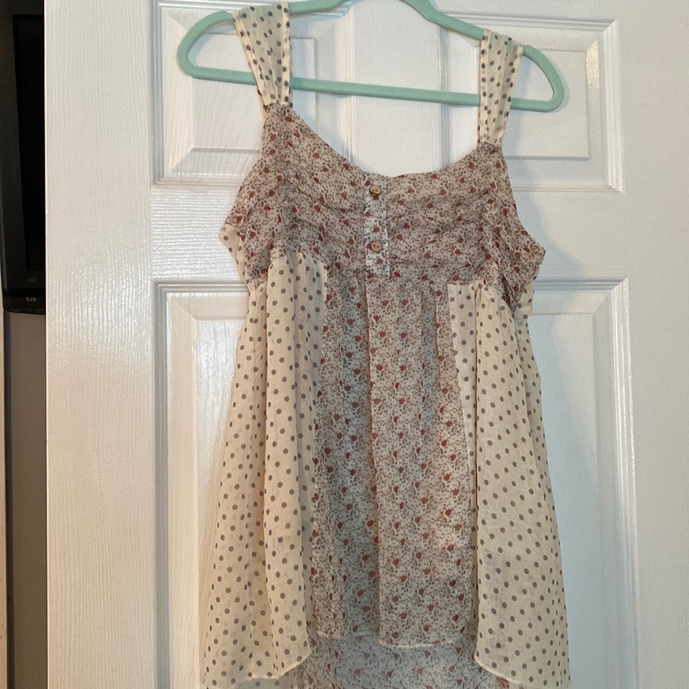 Beige tank top